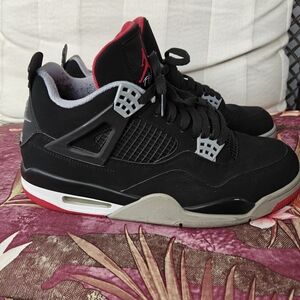 Nike Air Jordan 4 Retro Bred Size 10.5